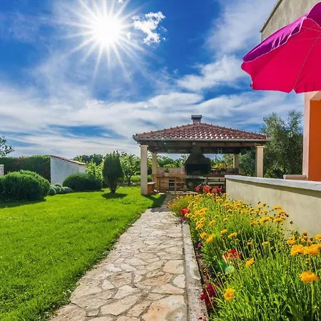 Rosmary, Zaton, With Pool
